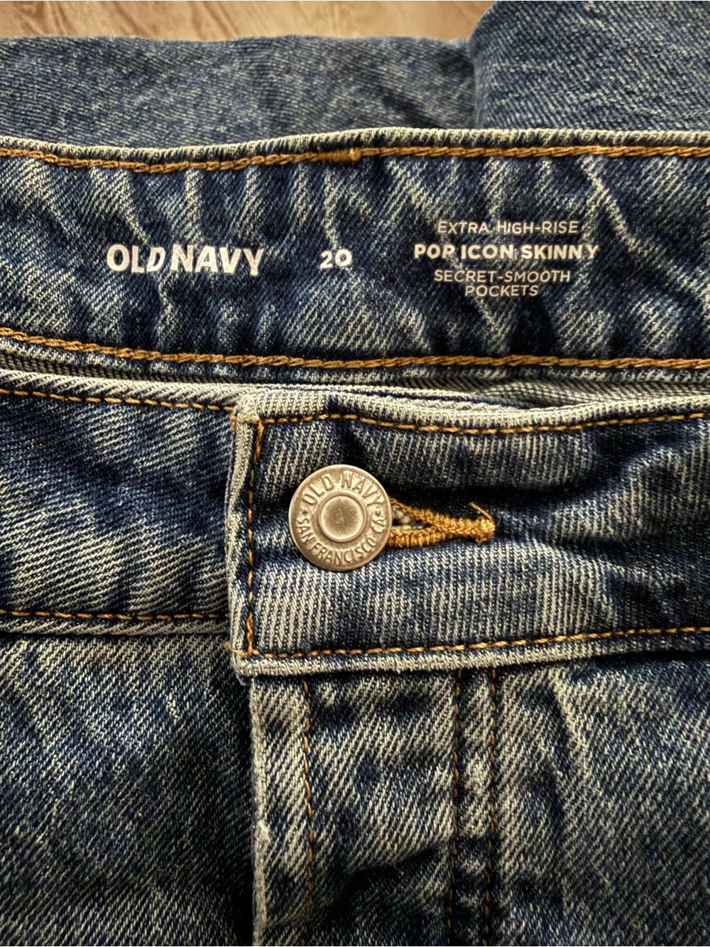 Old Navy Woman’s Pop Icon Skinny Jeans - Blue Denim